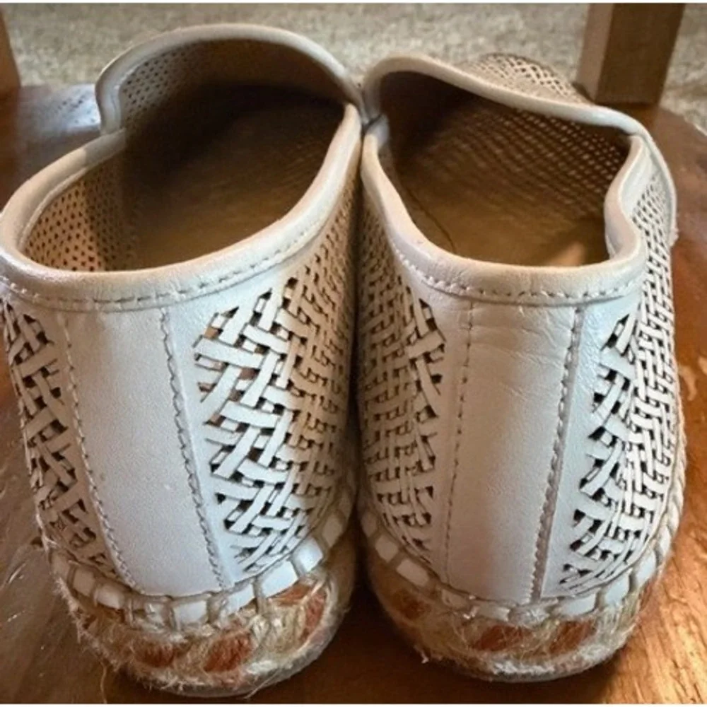 Vince Camuto Hamorra White Woven Leather Espadrille Flats 9M 40 Slip On‎ Loafer